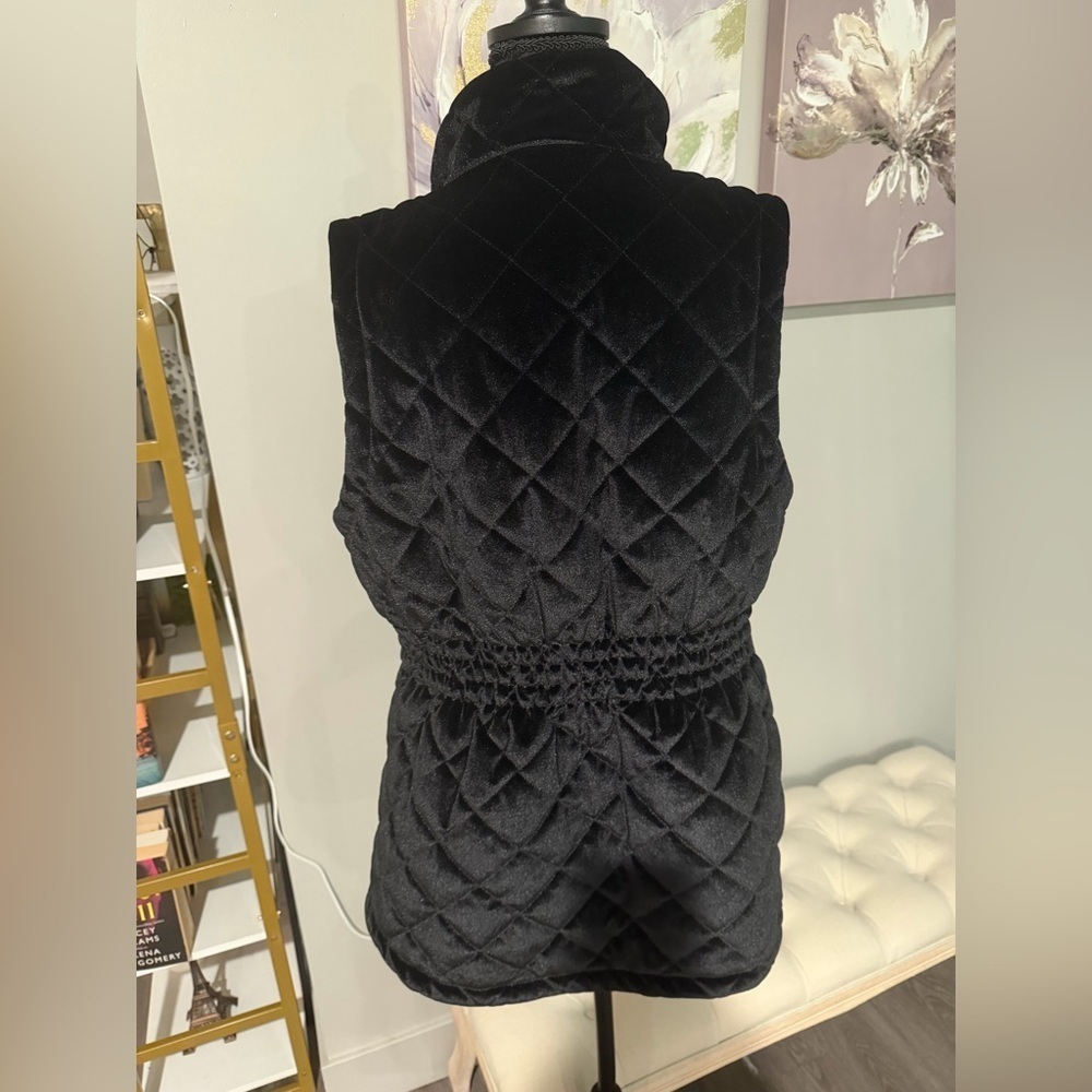 NWOT Kenneth Cole Velvet Black Quilted Vest size Medium - Picture 4 of 5